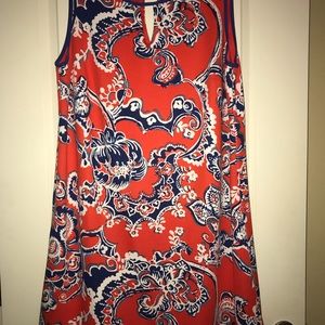 Sleeveless sheath dress